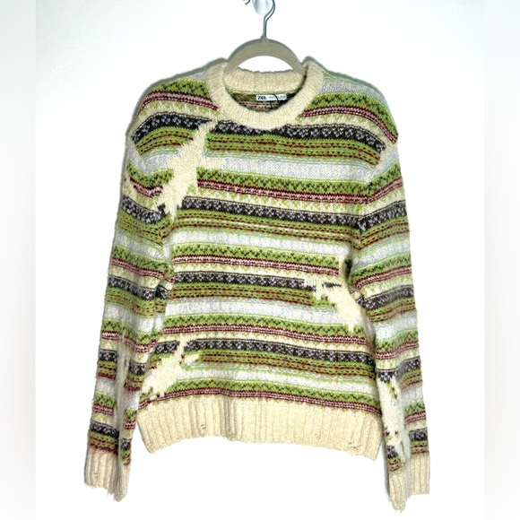 Zara Crocodile Wool Acrylic Blend Distressed Sweater